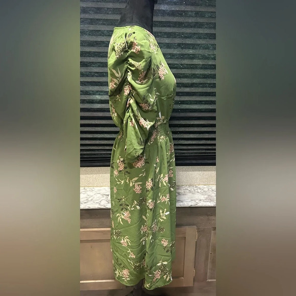 Studio B Women’s Green Floral Half Ruffled Sleeve Fitted Waist Midi Dress Medium - Picture 4 of 10